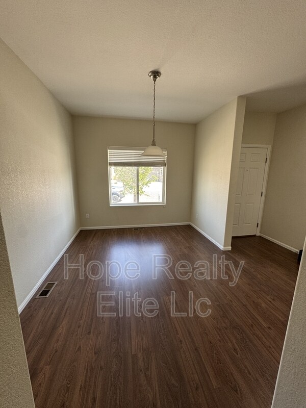 Photo - 6672 Kearsarge Dr