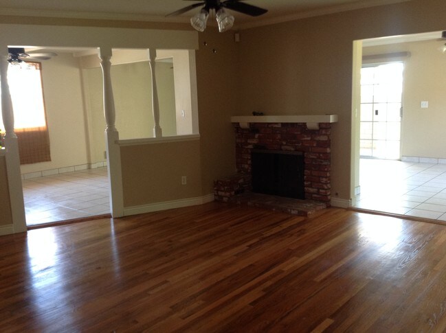 Living Room - 16061 Placid Dr