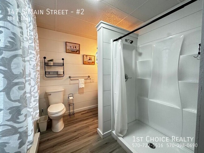 Photo - 147 S Main St Unit #2