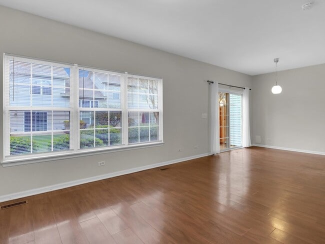 Photo - 10089 Thornton Way