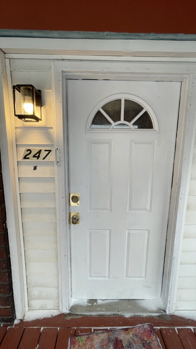 Photo - Cozy, Updated 1-Bed Apartment Near Downtown Sharon with In-Unit Laundry!