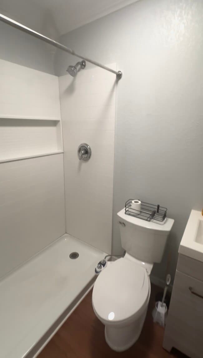 Photo - 206 N Beverly Ave Unit 206 N Beverly Ave