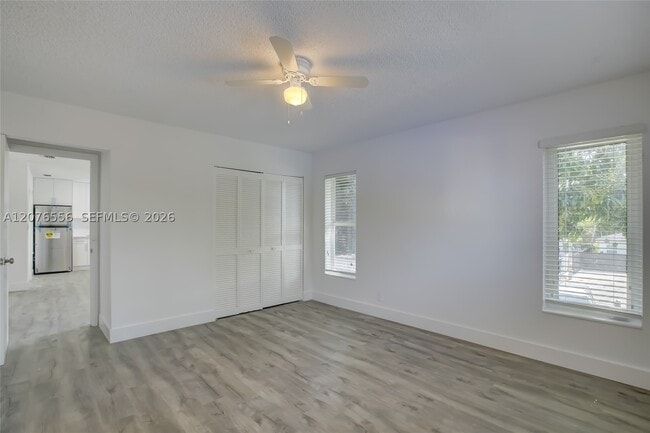 1335 NE 5th St Unidad 3