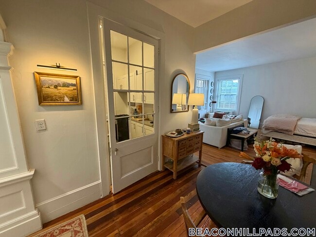 2 Joy St Unit 9