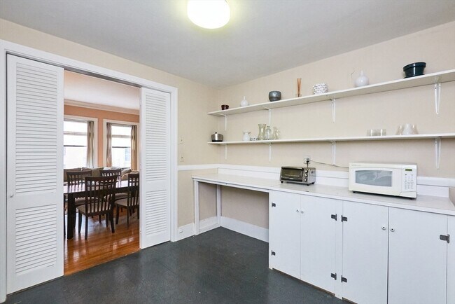 Photo - 183 Marlborough St Unit 4