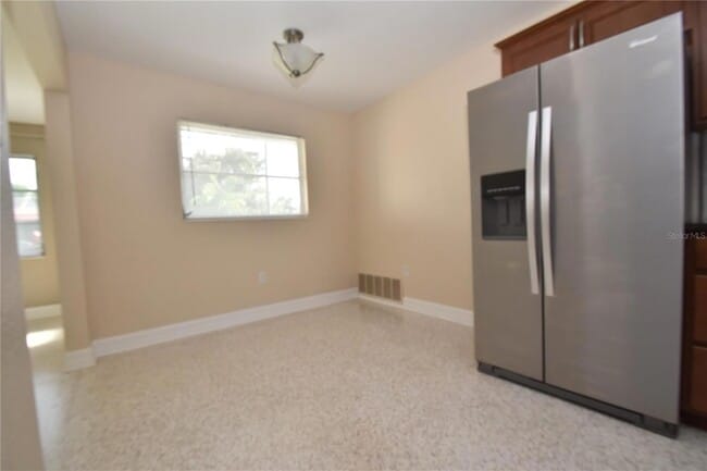 6611 Colonial Dr