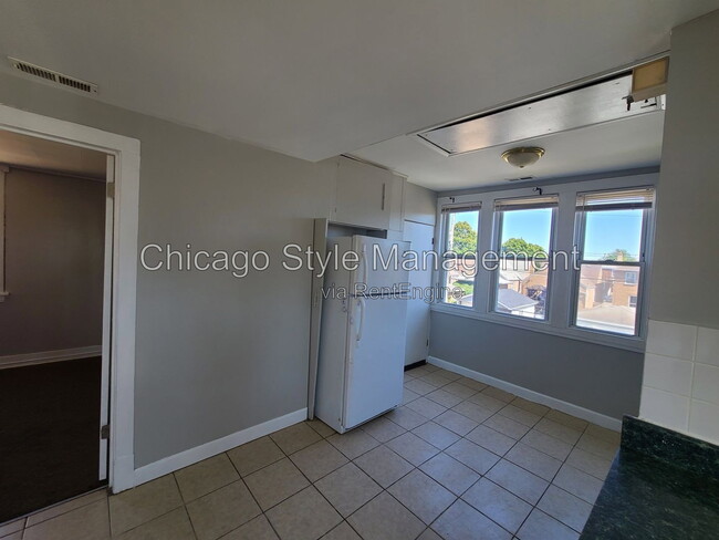 Photo - 6035 S Karlov Ave Unit 2nd Floor