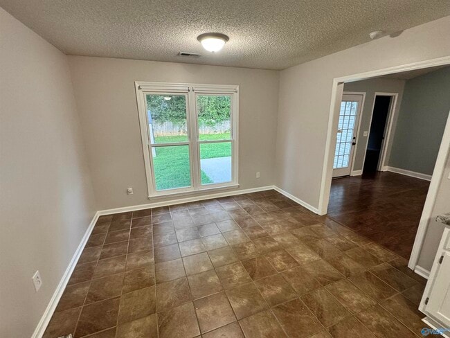 Photo - 235 Shadowbrook Ln NE