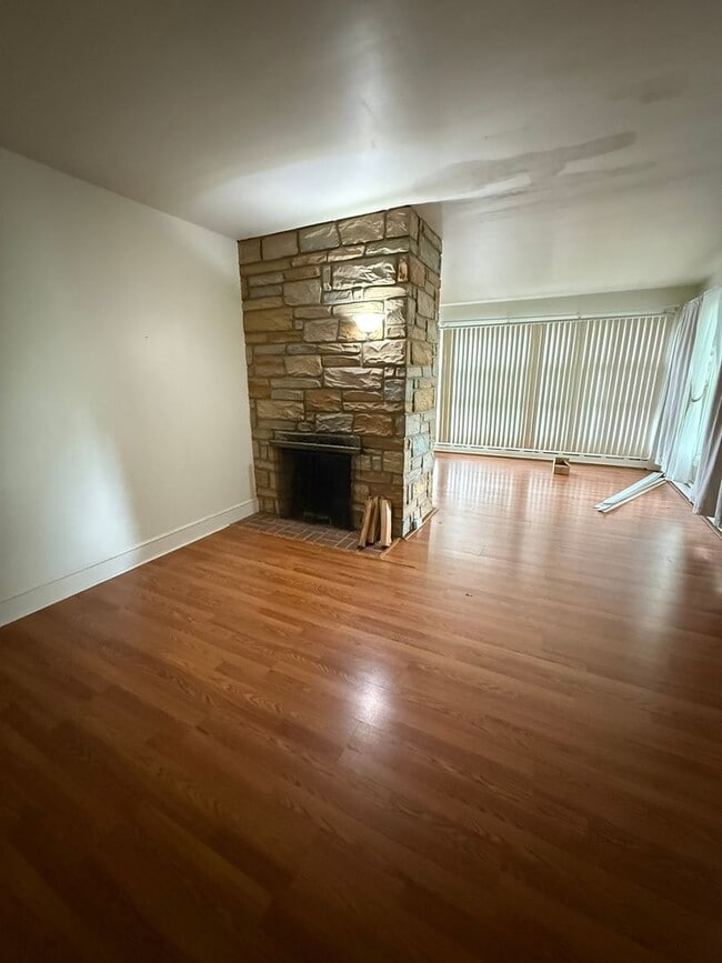 Photo - 615 Kraybill Church Rd