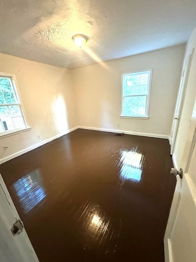 Photo - 77 Lafayette Dr