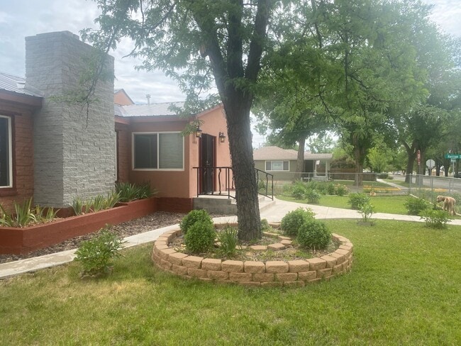 Photo - 444 E Montezuma Ave