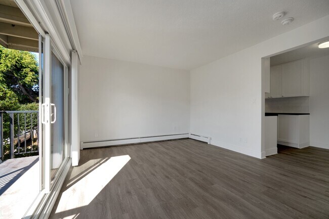 Photo - Beach House Apartments