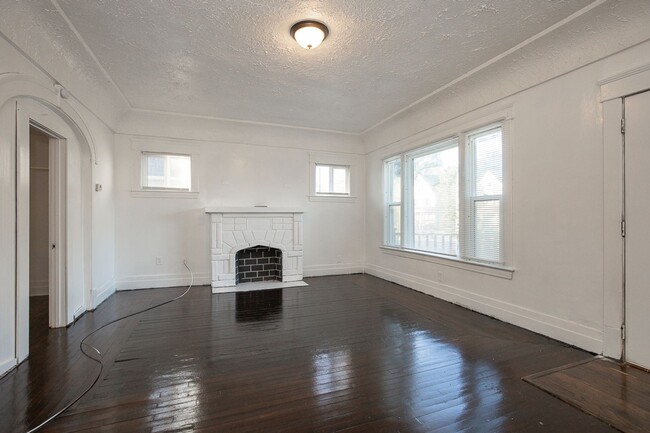 Photo - 1025 W 23rd St Unit 919 Washington Dn