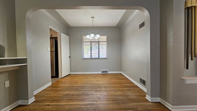 Photo - 1672 Havana St