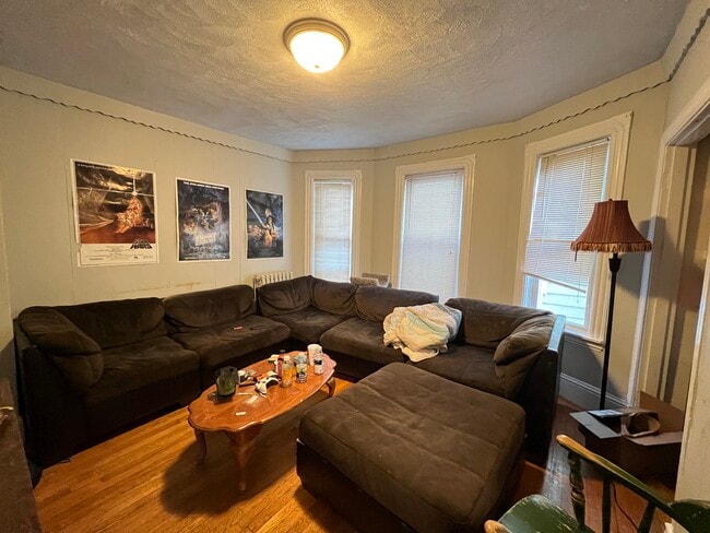 366 Highland Ave Unit 1