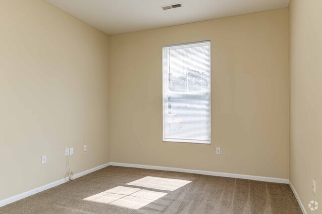 1BR, 1BA - 796SF - Bedroom