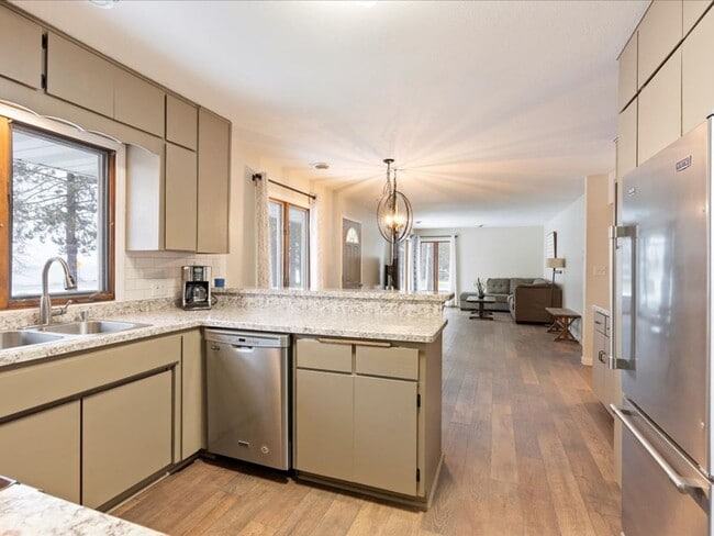 Photo - 3 Bedroom House on Mille Lacs Lake - All U... Unit Lake House