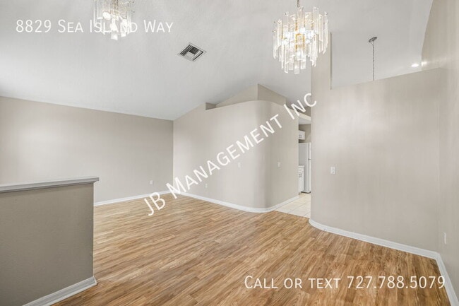 Photo - 8829 Sea Island Way