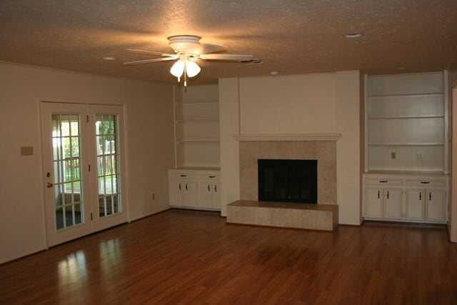 Photo - 215 Spanish Oak Ln