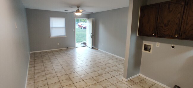 LivingRoom - 502 Buena Vista Ave Unit 502