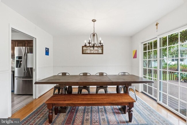 Photo - 9809 Sunset Dr