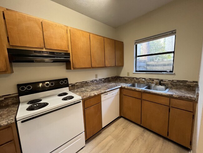 Photo - Townhouse for Rent