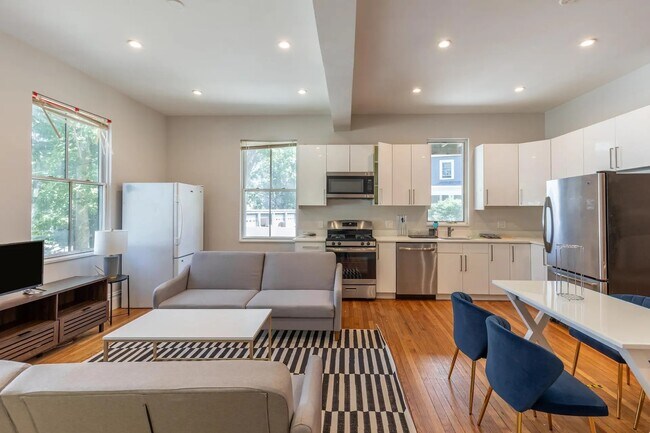 Building Photo - 89 Cedar St Unit 2