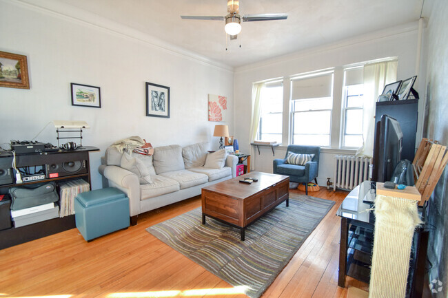 Building Photo - 4 Chiswick Rd Unit 35 Rental