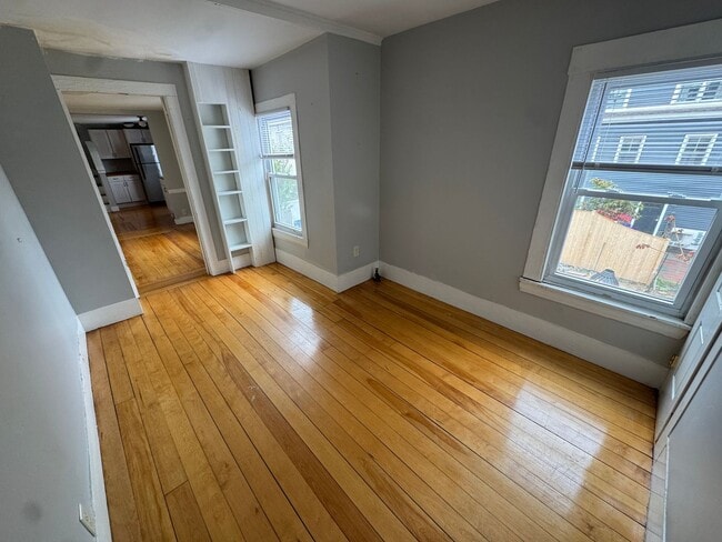 Photo - 11 Russell St Unit 03
