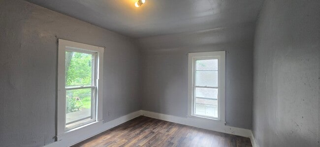 Photo - 461 E Garfield Ave