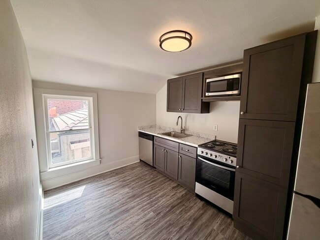 Photo - 319 Jerry St Unidad 3