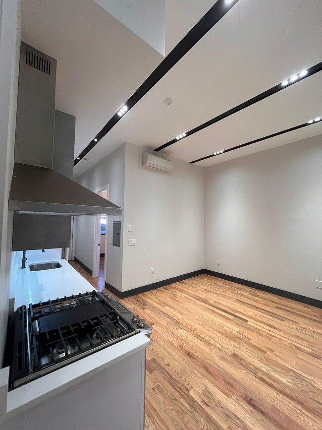 Photo - 604 Palisade Ave Unit 1