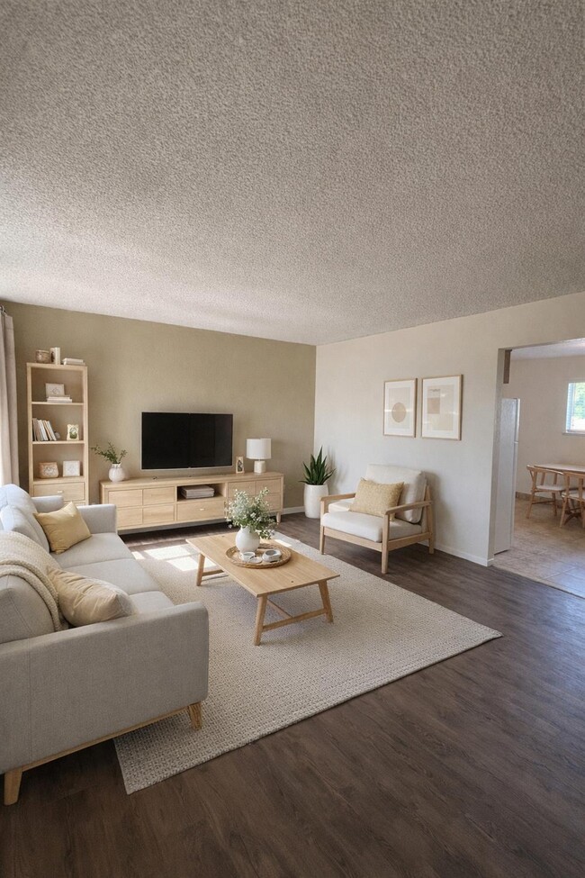 Photo - 4313 N Emerson Ave Unit 202