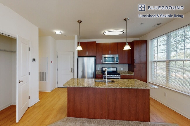 Photo - 998 Stewart Ave Unidad FL3-ID2406A