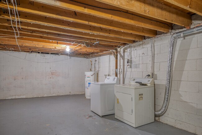 Photo - Beautifully Updated 3-Bedroom Townhome in North London