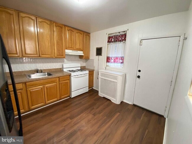 Photo - 3027 Weikel St