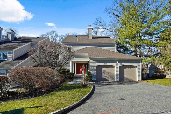 Building Photo - 208 Boulder Ridge Rd