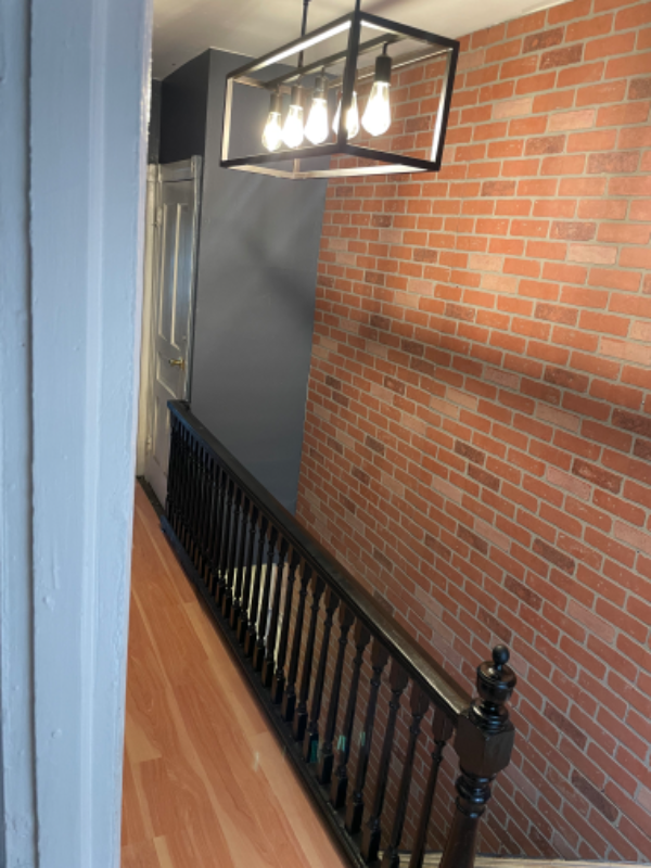 Building Photo - 7106 N Broad St Rental