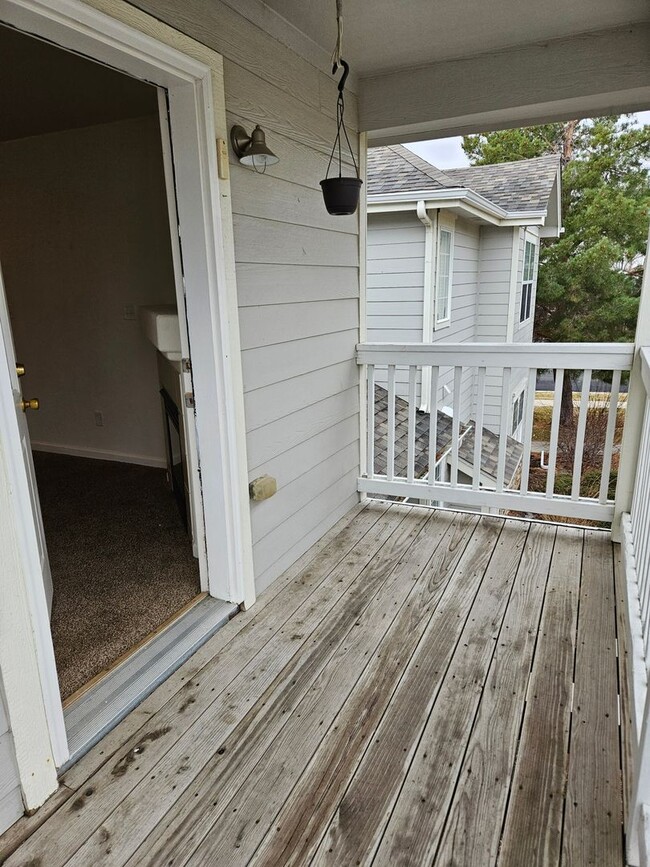 Photo - Amazing price amazing location 2 bdrm Condo avail: 7/16