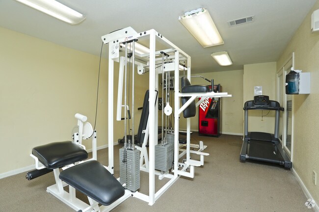 Sala de ejercicios - Windchase Hamlet Apartments