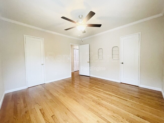 Photo - 2640 2nd Ave