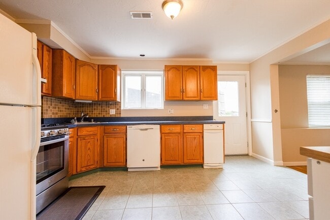 Photo - 5337 Washington St