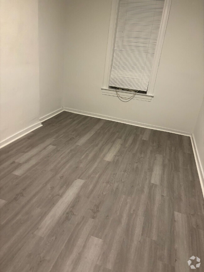 Building Photo - 4005 S Grand Blvd Unit A Rental