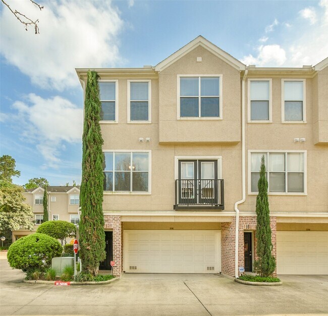 Building Photo - 12707 Boheme Dr Unit 701 Rental