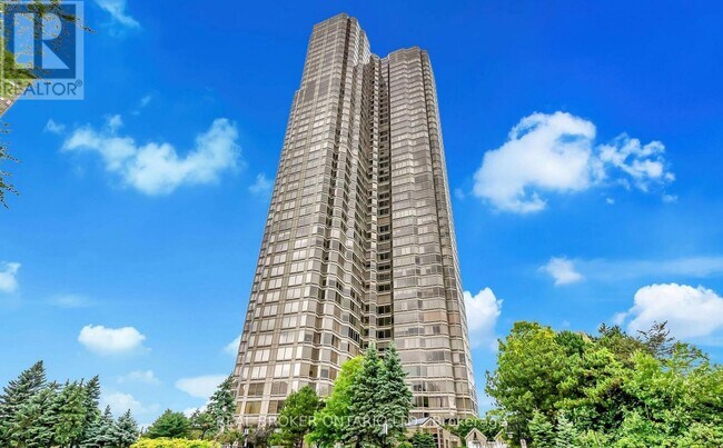 1 Palace Pier Ct Unit 304