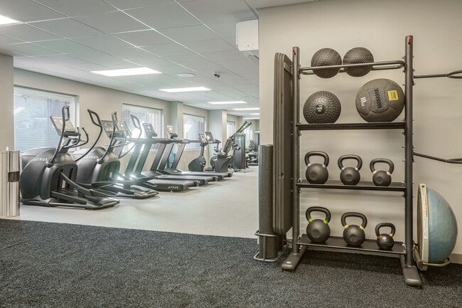 Photo - Ruxton Towers Apartments