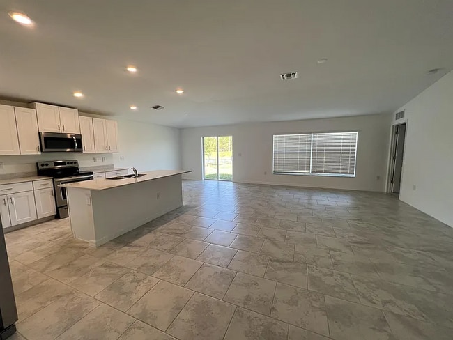 4263 Villa Rapallo Wy