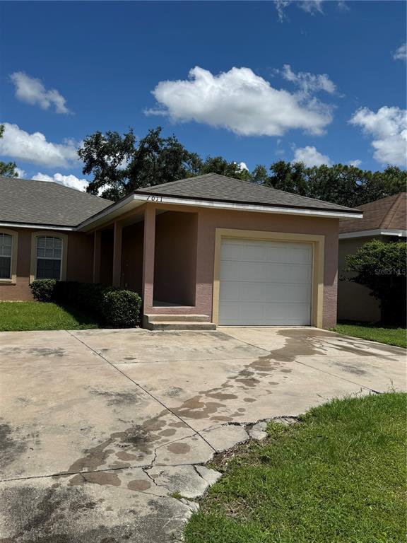 Building Photo - 1011 Fox Lake Dr Rental
