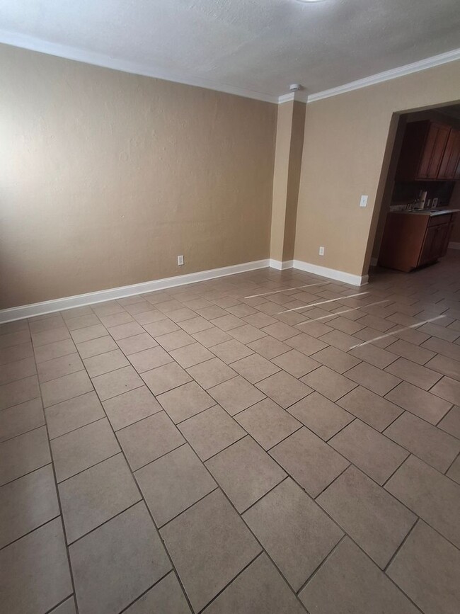 Photo - 5291-5293 Usher Drive Unidad 5291