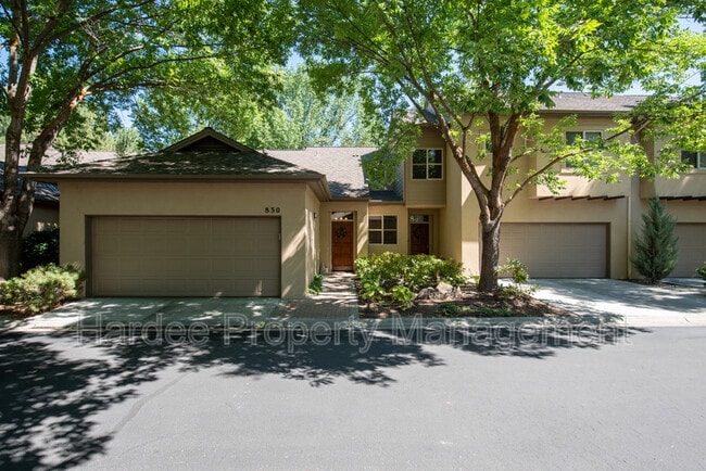 Building Photo - 830 E Riverpark Ln Rental